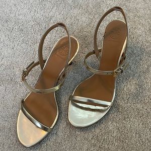 Tory Burch low heels size 7.5